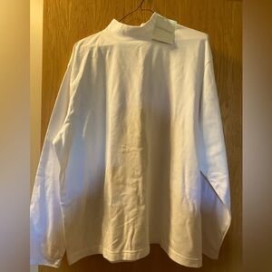 Women’s white cotton long sleeve shirt